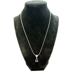 Avon Silvertone color pest necklace with luminous accents NIB vintage 2005